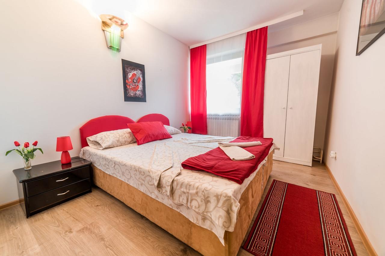 Rooms & Apartment Gh Pasha Τούζλα Εξωτερικό φωτογραφία